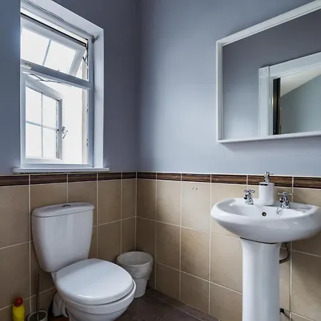 Privatunterkunft Airport